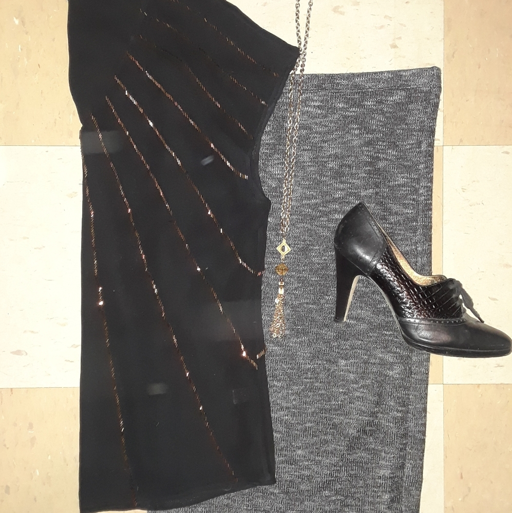 Gray sweater pencil skirt